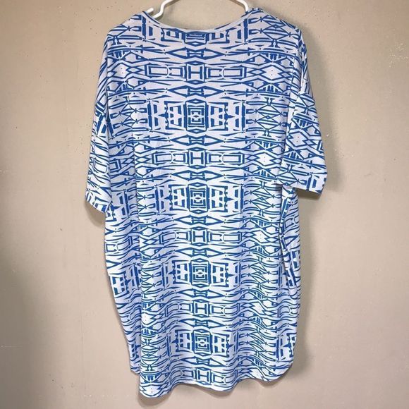 Retro funky geometric print blue & white oversized tunic top size medium Lularoe - Picture 4 of 5